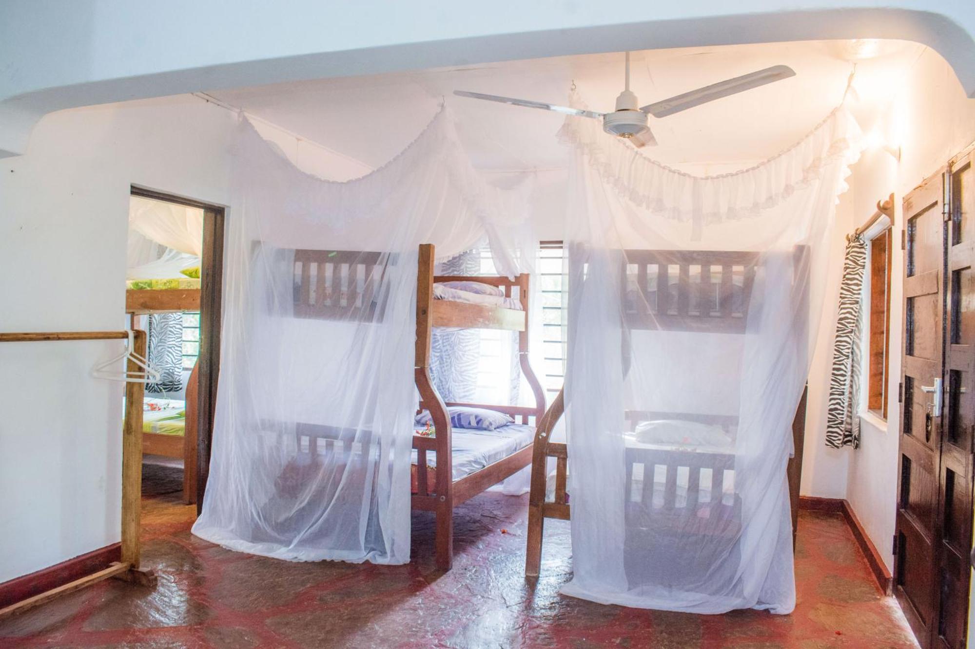 Kijani Cottages In Diani Playa de Diani Exterior foto