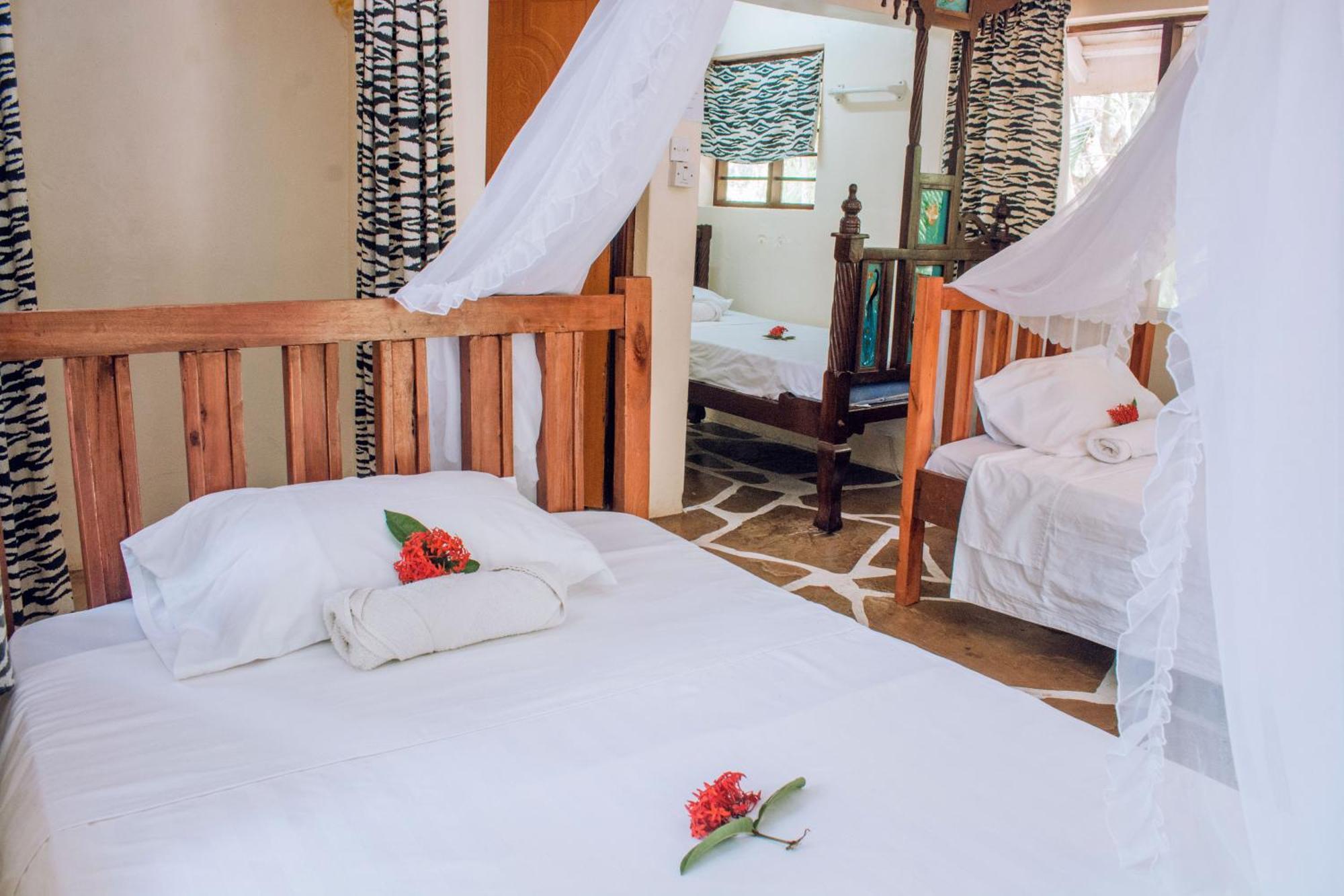 Kijani Cottages In Diani Playa de Diani Exterior foto