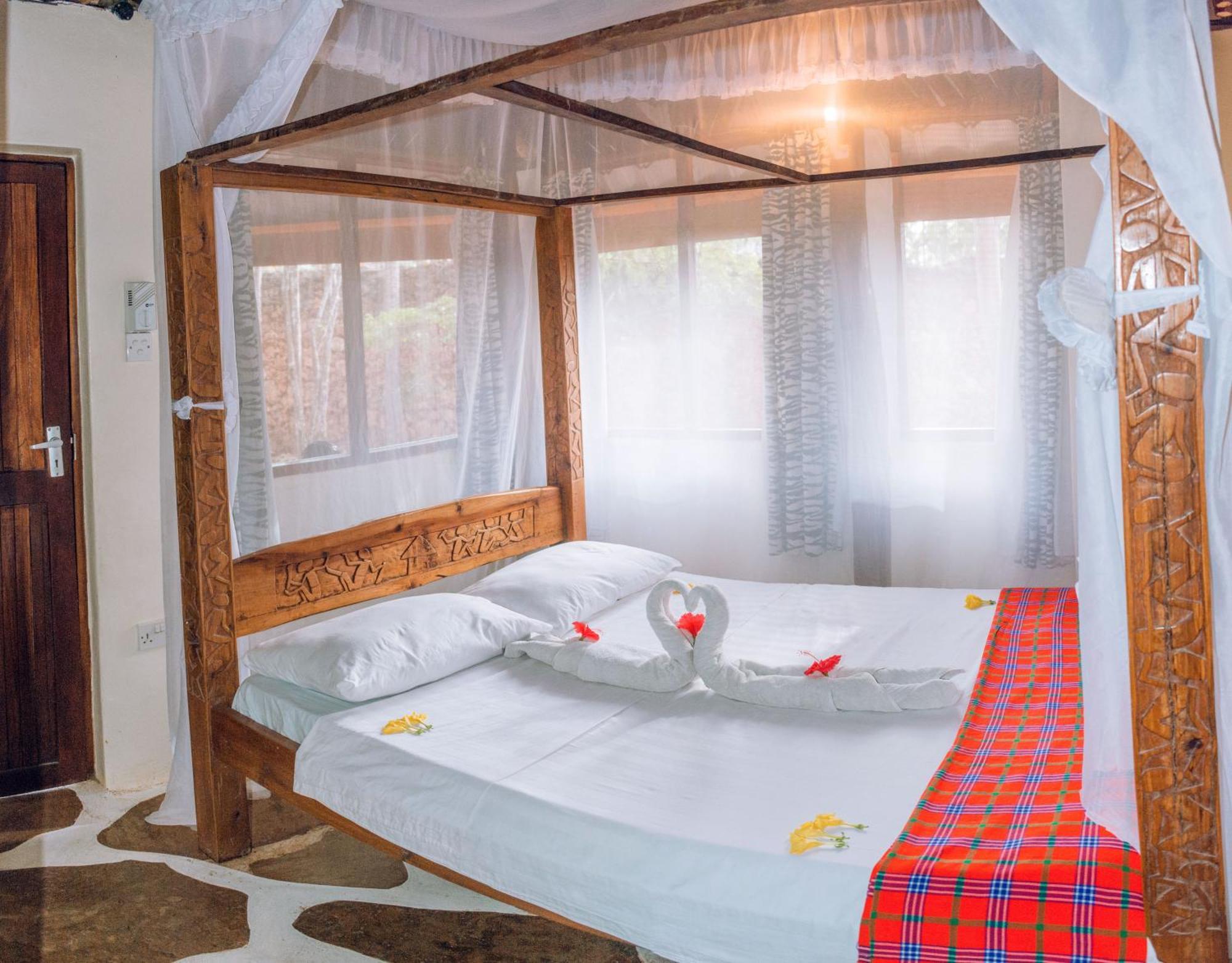 Kijani Cottages In Diani Playa de Diani Exterior foto